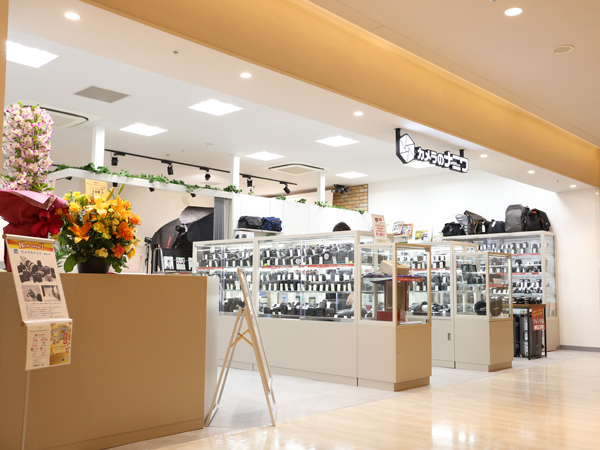 スタジオ728博多マルイ店舗入口