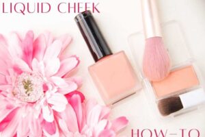 リキッドチークを使った就活メイクを解説