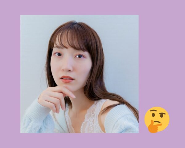 シースルーバングの女性