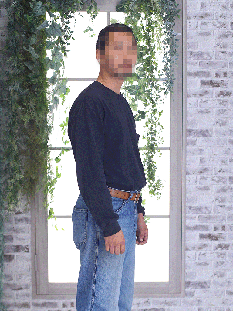 姿勢の違いを表現した写真