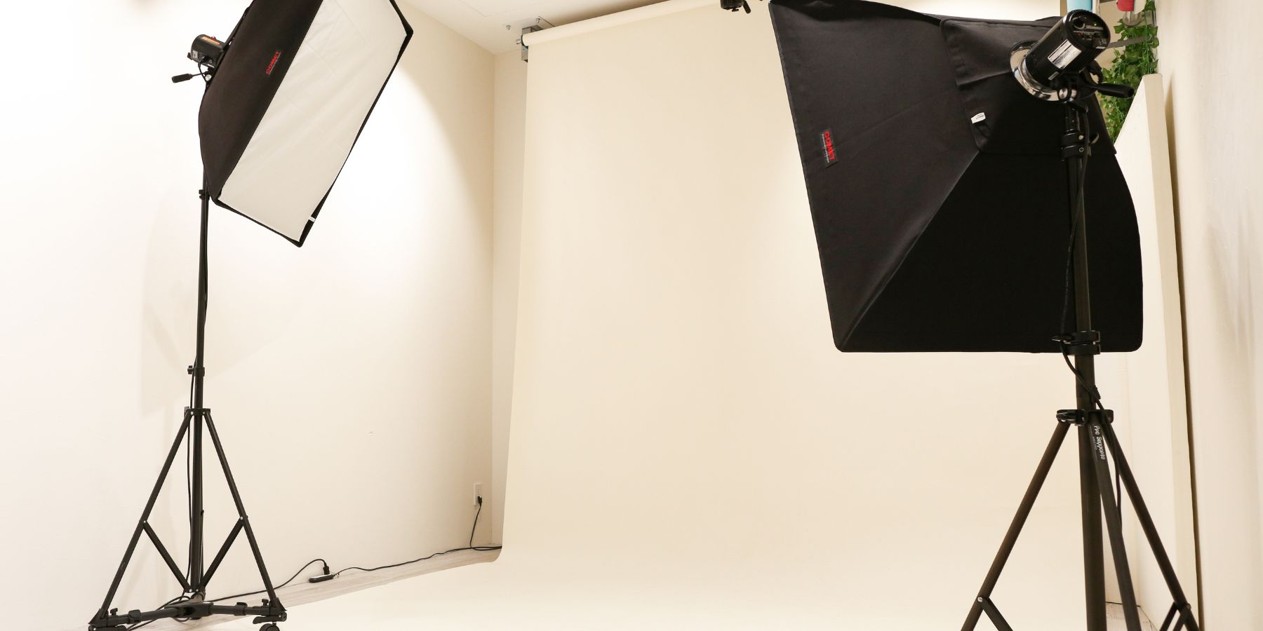 スタジオ728なんばスタジオ撮影ブース