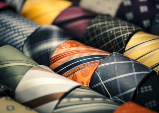 色とりどりのネクタイ