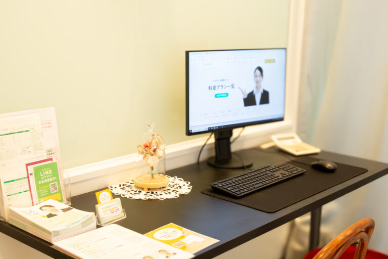 スタジオ728天神店セレクトデスク