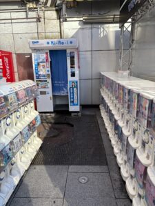 秋葉原証明写真機4_ﾖﾄﾞﾊﾞｼ入口横2